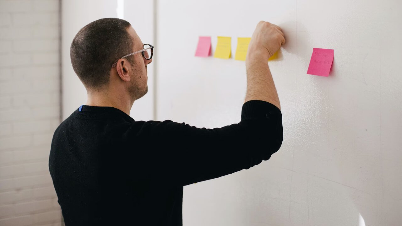 8 Ways to Build Stronger Vendor Partnerships